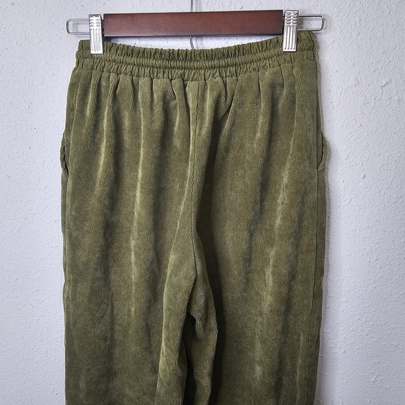 Urban Renewal Pants Size S Green Corduroy Sweatpants Elastic Drawstring Waist - Picture 9 of 12